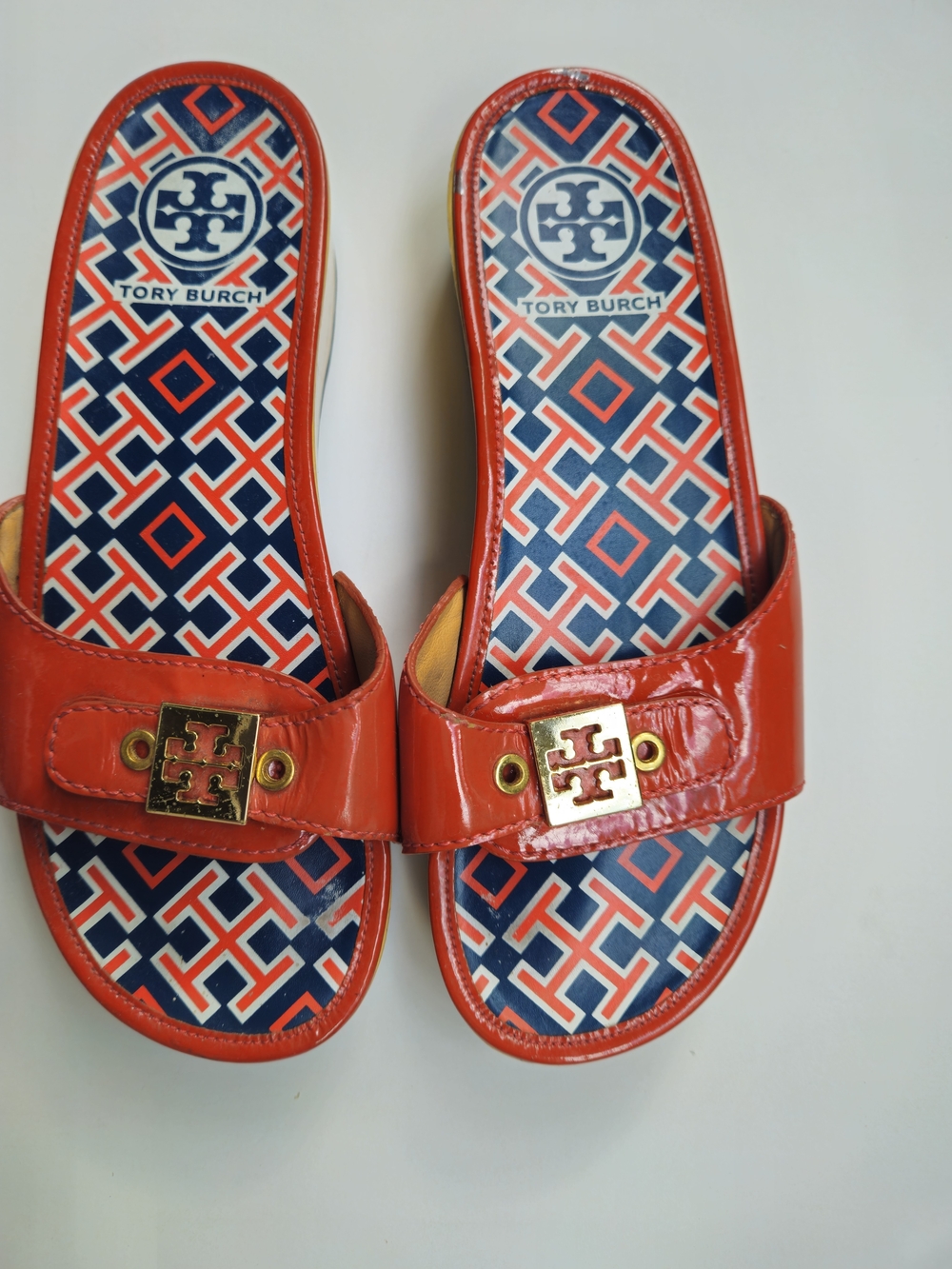 Tory Burch Vintage Orange Patent Leather Wooden Platform Clogs Slide Sandals 6.5 - Picture 3 of 16